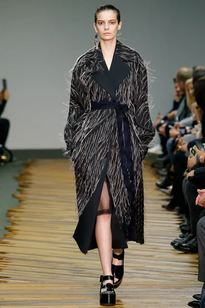 Look 42